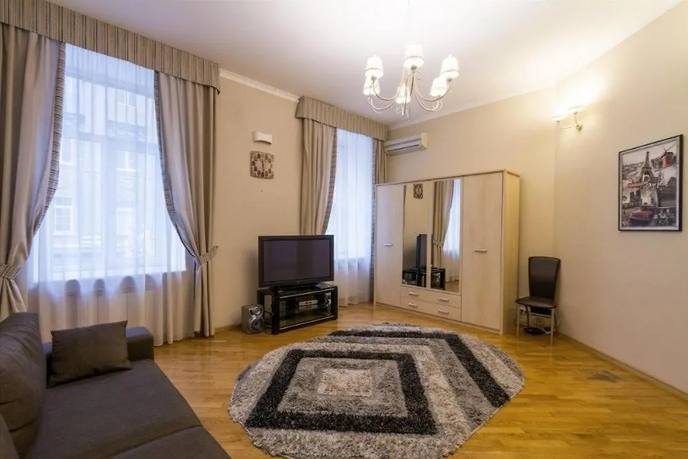 3 Rooms Khreschatyk15 Passage 키예프