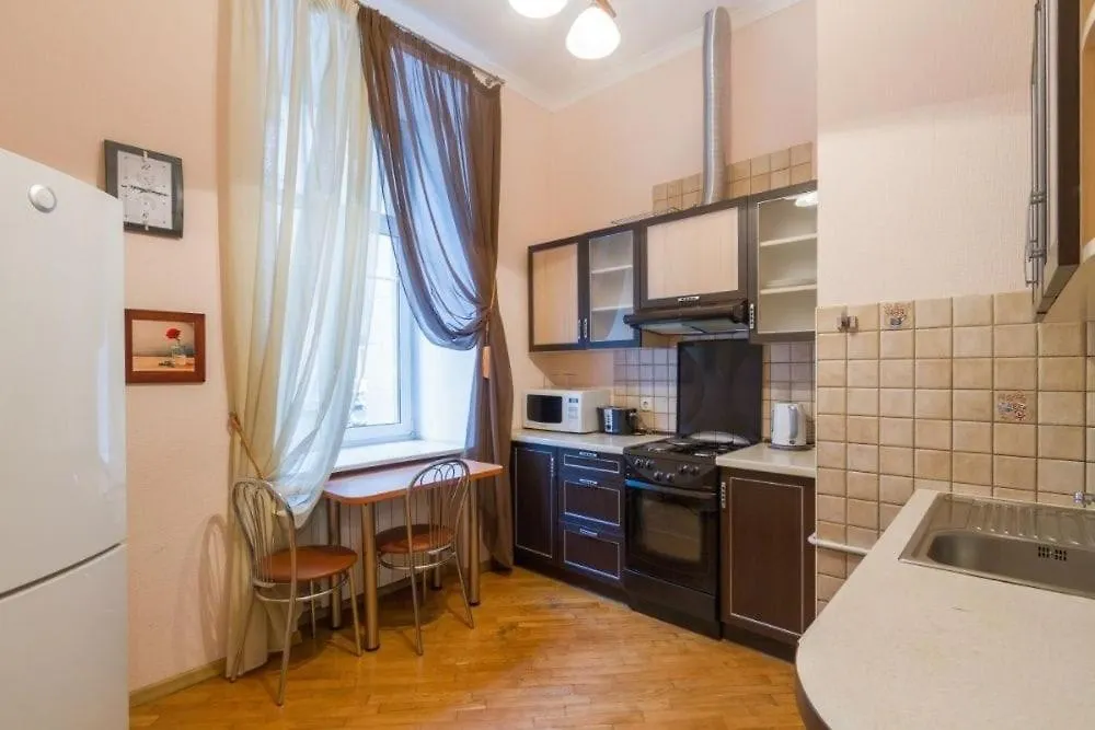 아파트 3 Rooms Khreschatyk15 Passage 키예프